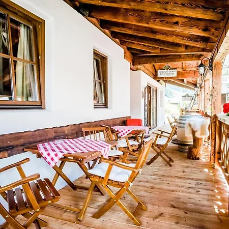 Alpendorf Anno Dazumal Tux