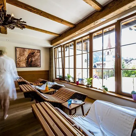 Chalet Alpendorf Anno Dazumal Tux