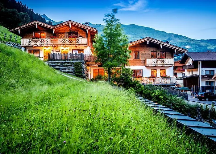 Alpendorf Anno Dazumal Tux