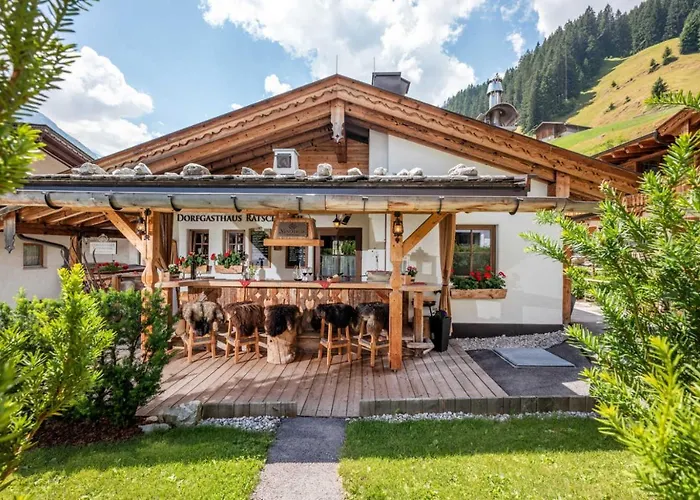 Alpendorf Anno Dazumal * Tux