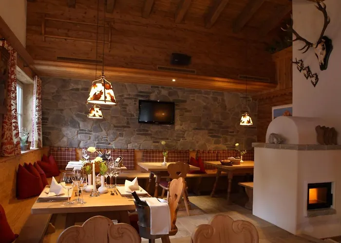 Alpendorf Anno Dazumal Tux